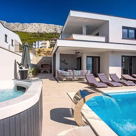 Nano, 4 Bedrooms, Jacuzzi, Heated Pool, Sea Views, Pebble 850m 빌라 *